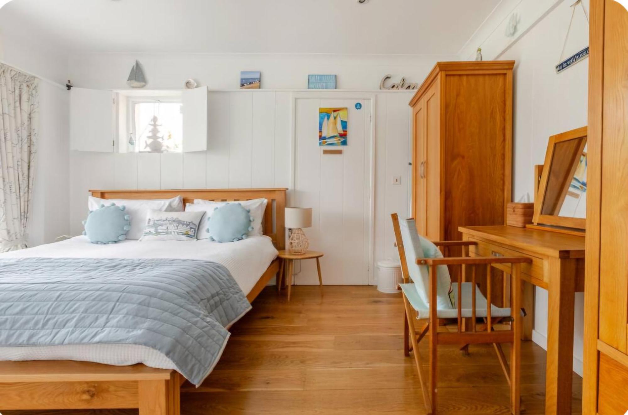 The Slopes Hotel Уитстейбъл Екстериор снимка